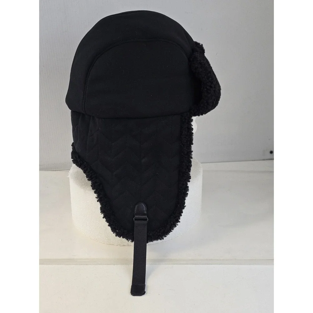 UGG $155 trapper